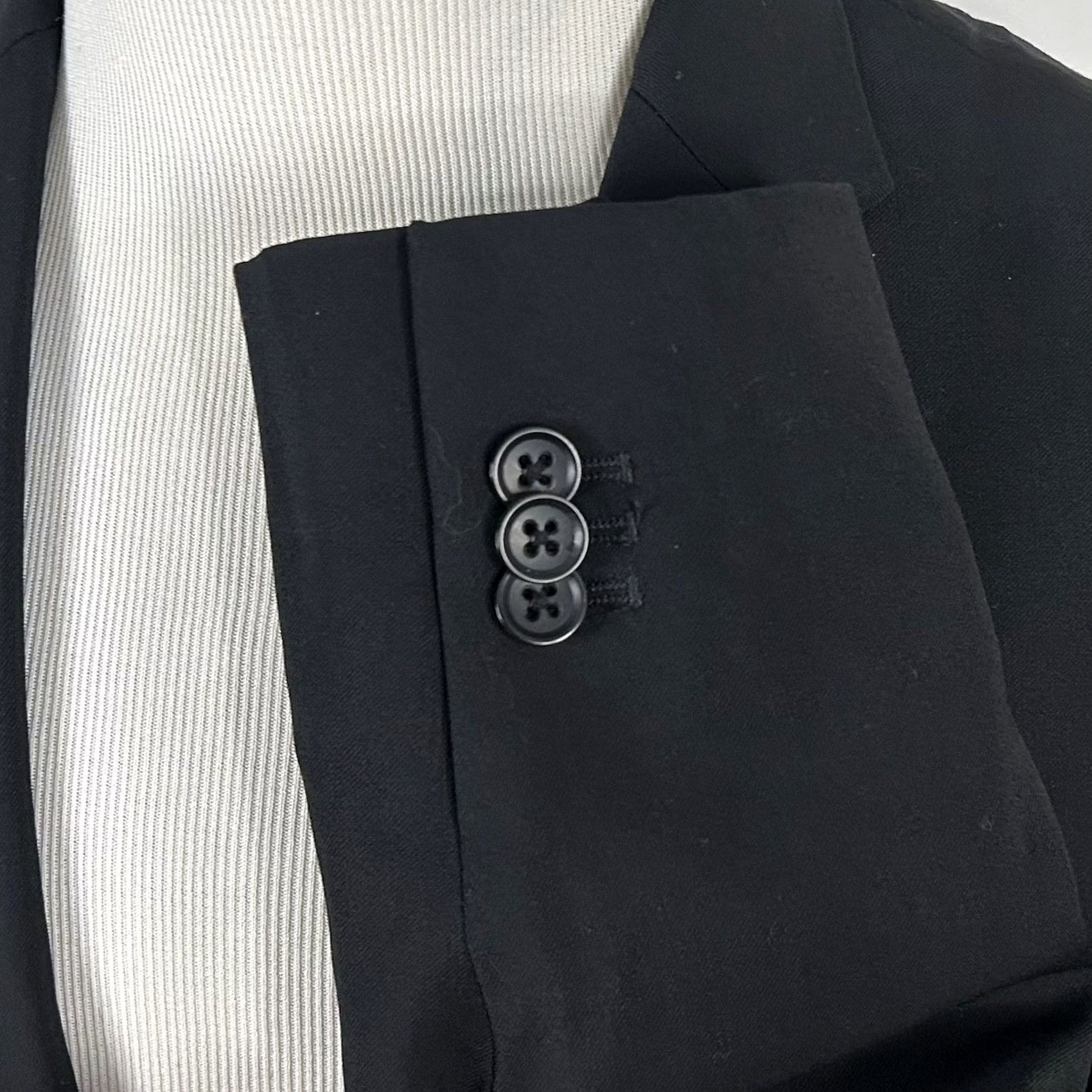 Banana Republic Banana Republic Sport Coat 42R Tailored Fit Black Cerruti Wool Two Button Vented Size US XS / EU 42 / 0 - 6 Thumbnail