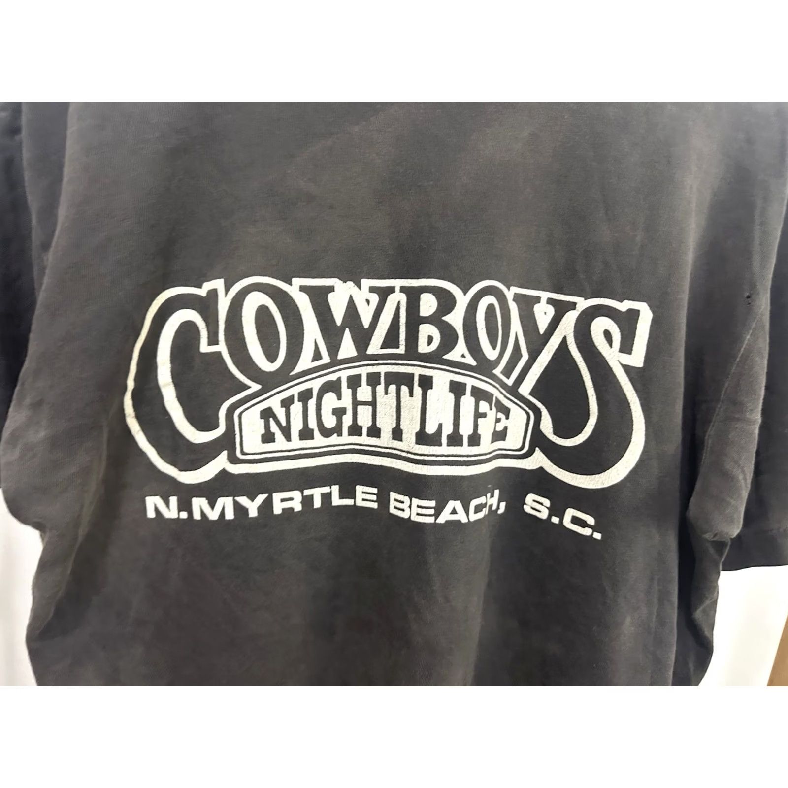Avenue VTG Cowboys Night Life Myrtle Gradient Sun Faded Worn Venue Band T-Shirt M Shirt Mens Black Cowboy faded worn Windy Hill 90s Boys Girls Mens Size US M / EU 48-50 / 2 - 5 Thumbnail