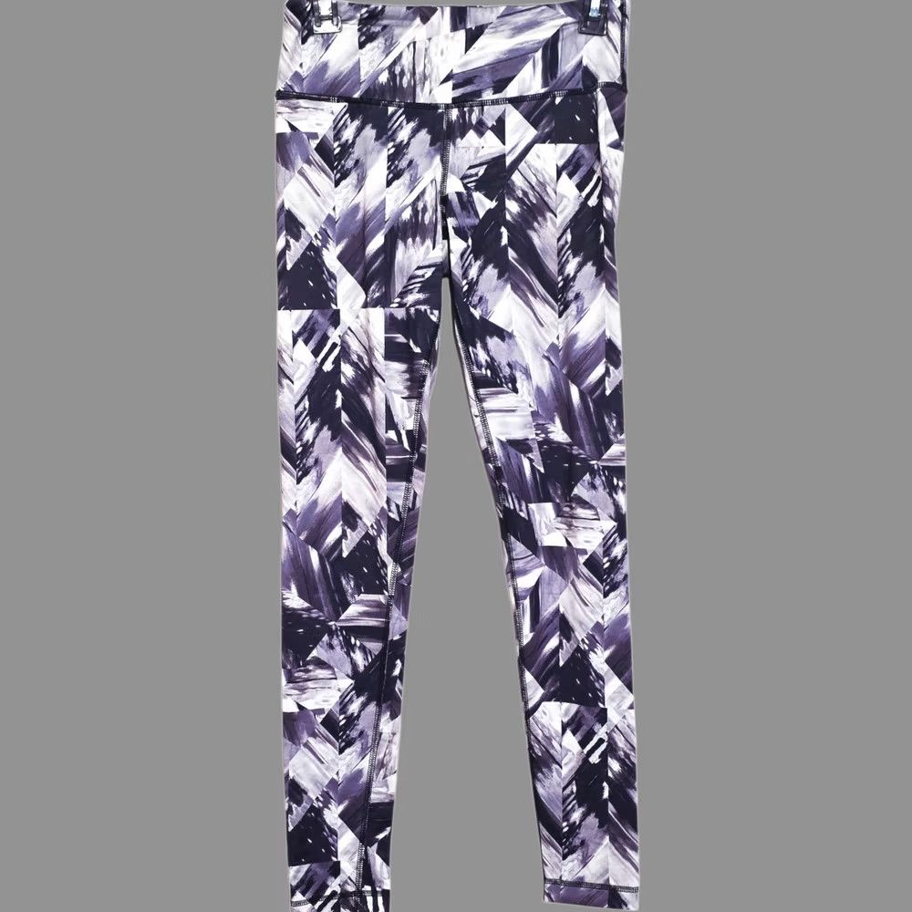 Vintage Reflex 90 Degree Women's Leggings Yoga Pants XS White Geometric Pattern Spandex Polyester Ankle Skinny Size 26" / US 2 / IT 38 - 1 Thumbnail
