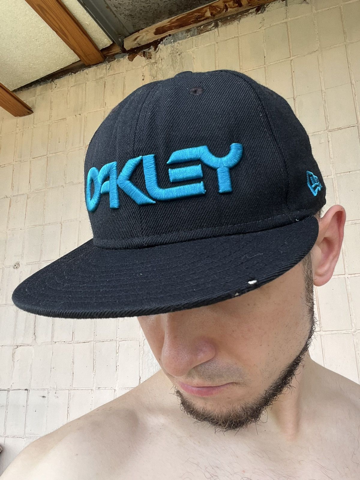 Oakley Vintage Hat Oakley y2k faded distressed cap Size ONE SIZE - 24 Thumbnail