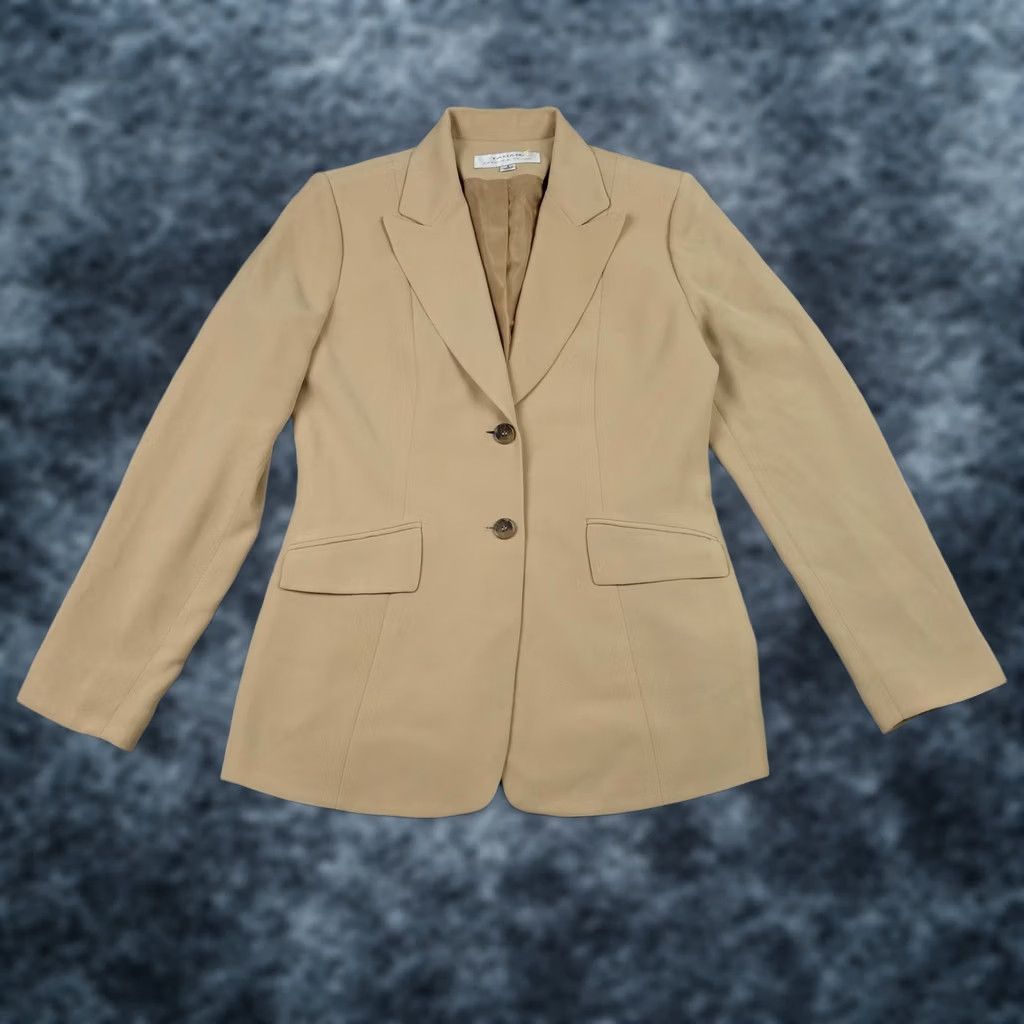 Vintage Tahari Blazer Womens 6 Tan Two Button Career Office Jacket ASL Solid Twill Polyester Lined Regular Size 6 Wardrobe Basic Jacket Womens Mens? Size M / US 6-8 / IT 42-44 - 1 Thumbnail