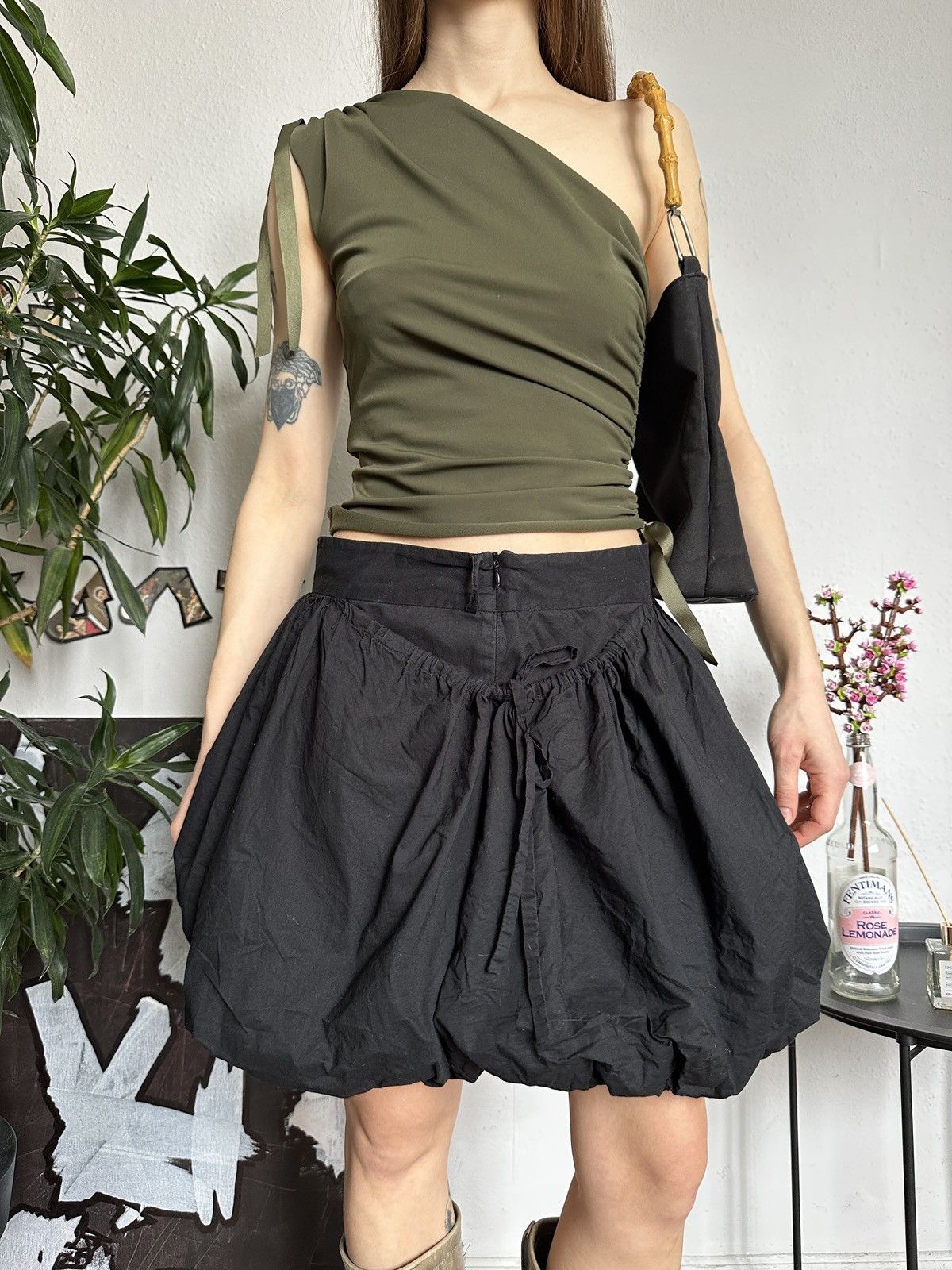 Japanese Brand Cute Trending Mini Black Bubble Skirt 00s Size 28" / US 6 / IT 42 - 4 Thumbnail