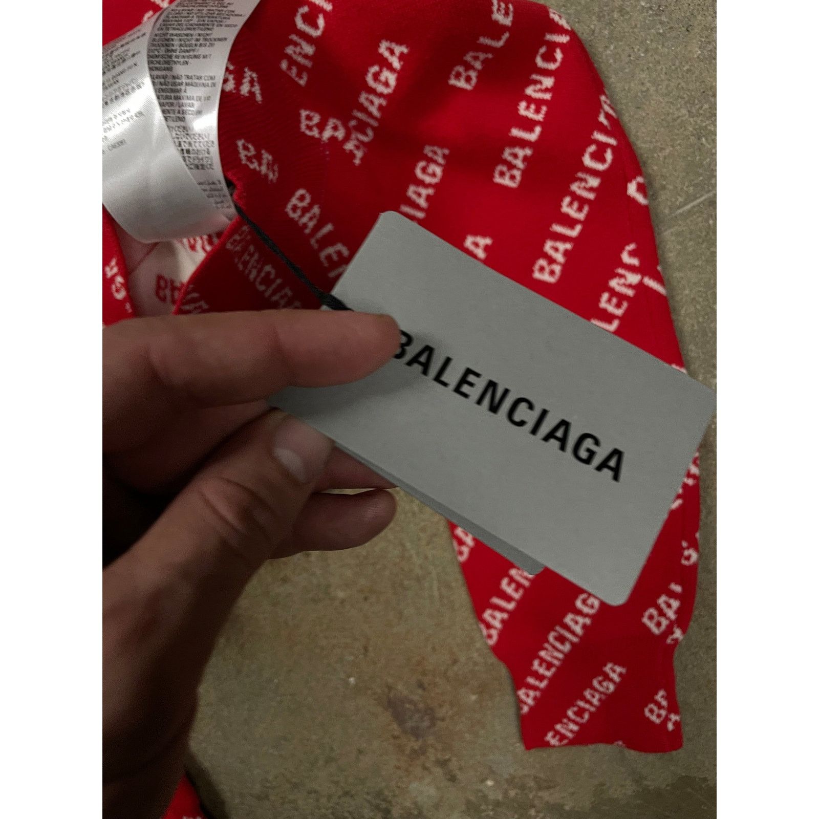 Balenciaga Balenciaga White Red Knit Sweater New XS S M Size US S / EU 44-46 / 1 - 8 Thumbnail