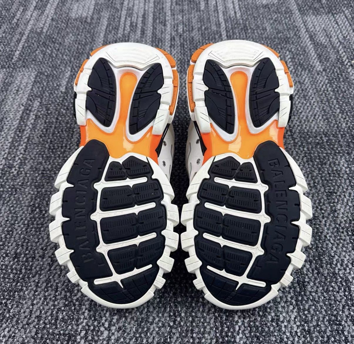 Balenciaga Balenciaga Track White & Orange Sneakers J42 Size US 8.5 / EU 41-42 - 6 Thumbnail
