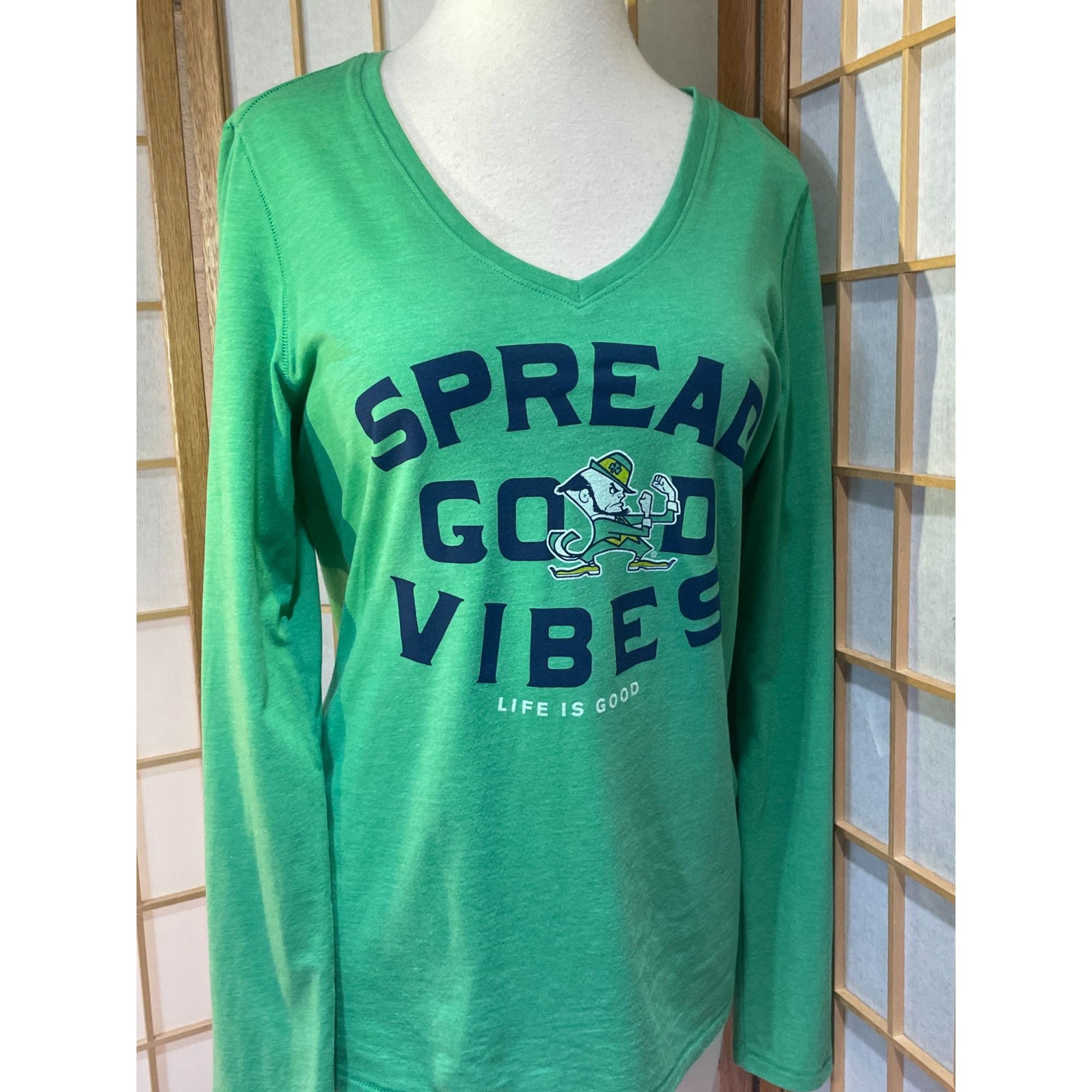 Life is Good NWT Life is Good Med Notre Dame L/S Tee Size M / US 6-8 / IT 42-44 - 15 Thumbnail