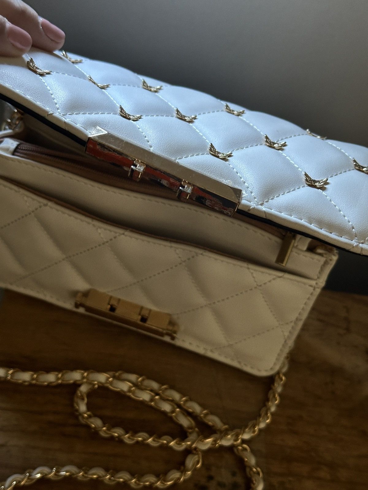 Aldo Elegant Cream Quilted Women's Bag Size ONE SIZE - 4 Thumbnail