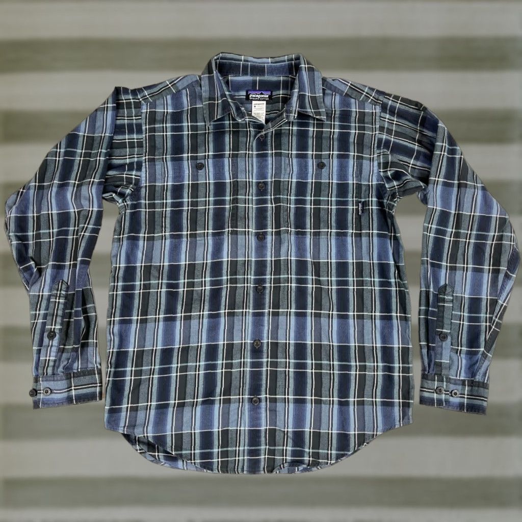Patagonia VINTAGE Patagonia Shirt Men's Button-Up Pima Cotton Plaid 53837 Sz S Blue Size US S / EU 44-46 / 1 - 1 Thumbnail