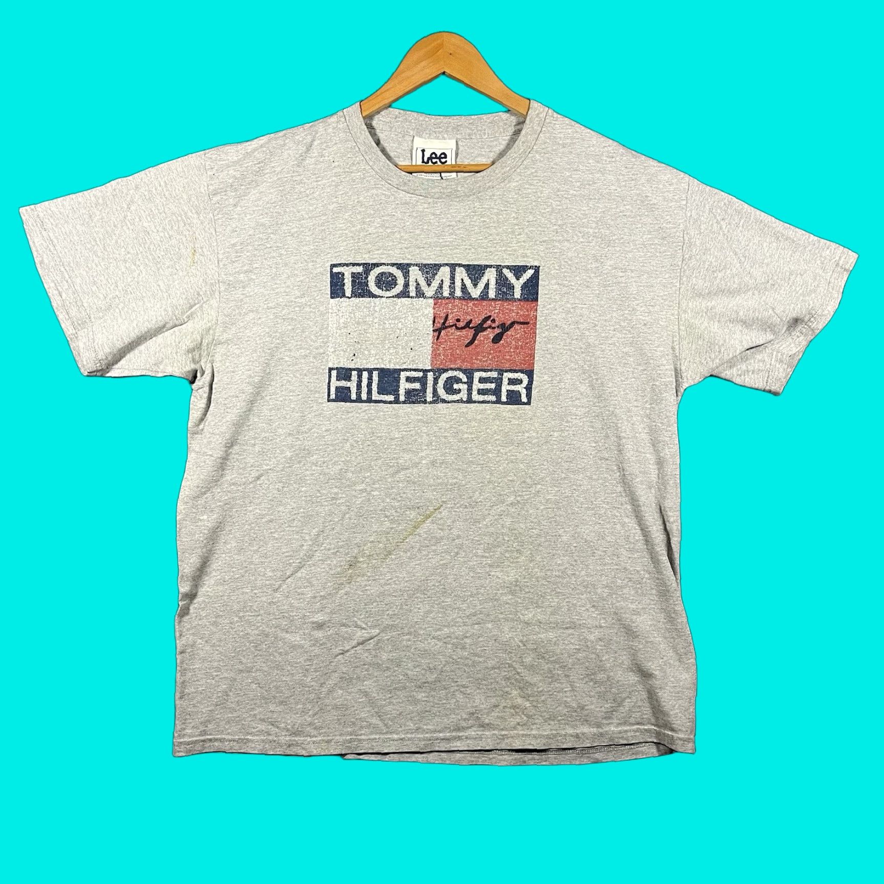 Tommy Hilfiger VINTAGE TOMMY HILFIGER T-SHIRT Logo Spell Out Big Flag Short Sleeve XL Mens 90s Size US XL / EU 56 / 4 - 1 Thumbnail