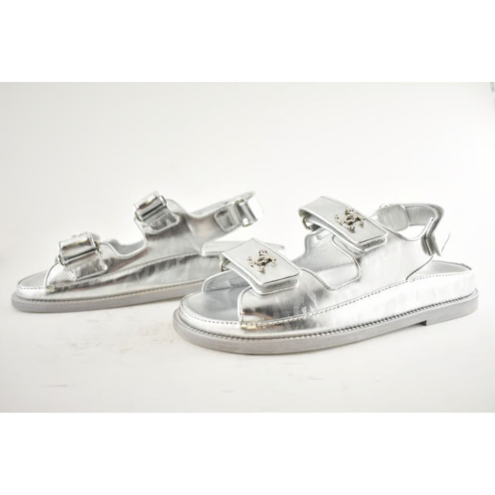 Chanel Chanel 22C Silver Laminated Star CC Logo Mule Slide Size US 5.5 / IT 35.5 - 7 Thumbnail