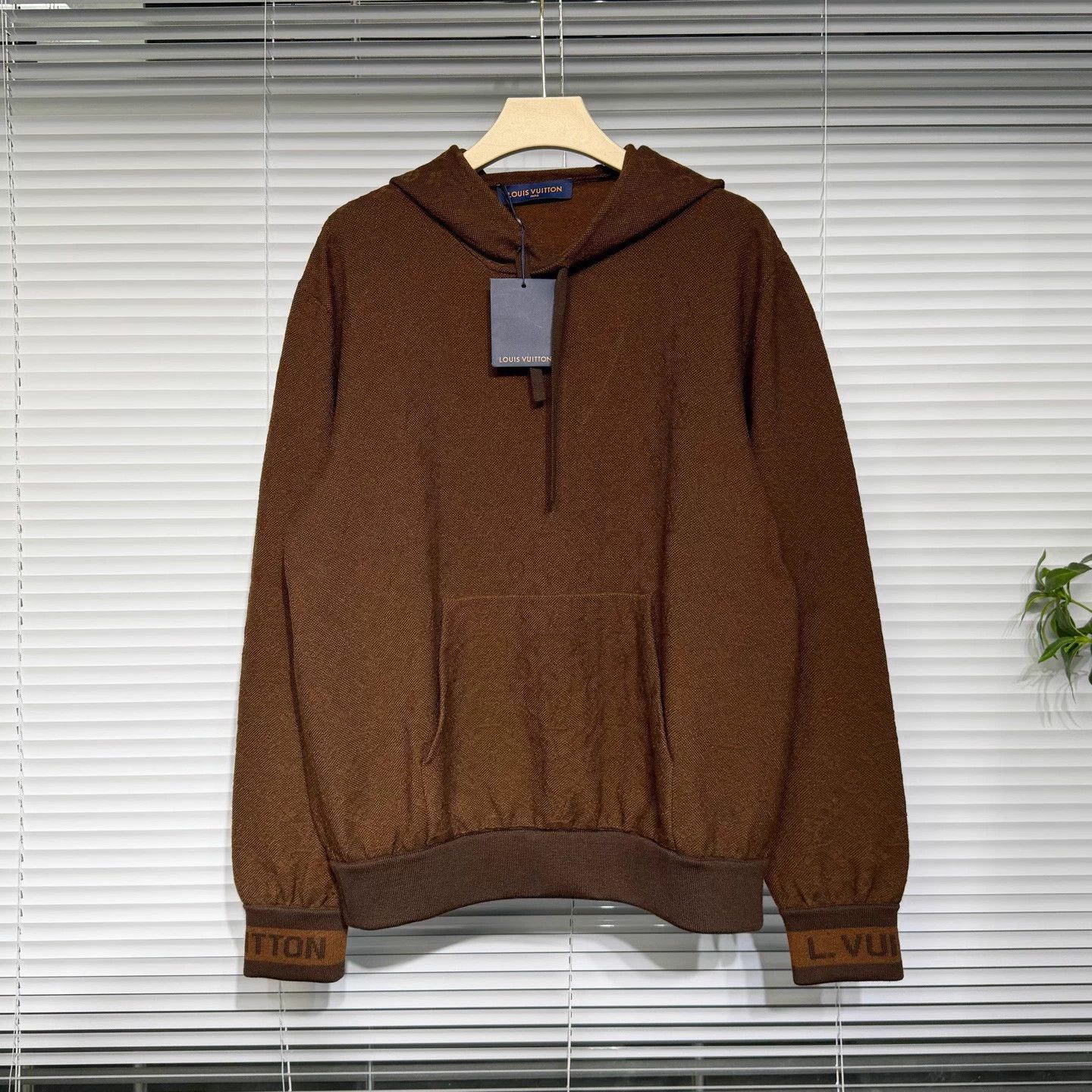 Louis Vuitton LV Brown Monogram Print Cuff Letter Logo Hoodie L Size US L / EU 52-54 / 3 - 1 Thumbnail