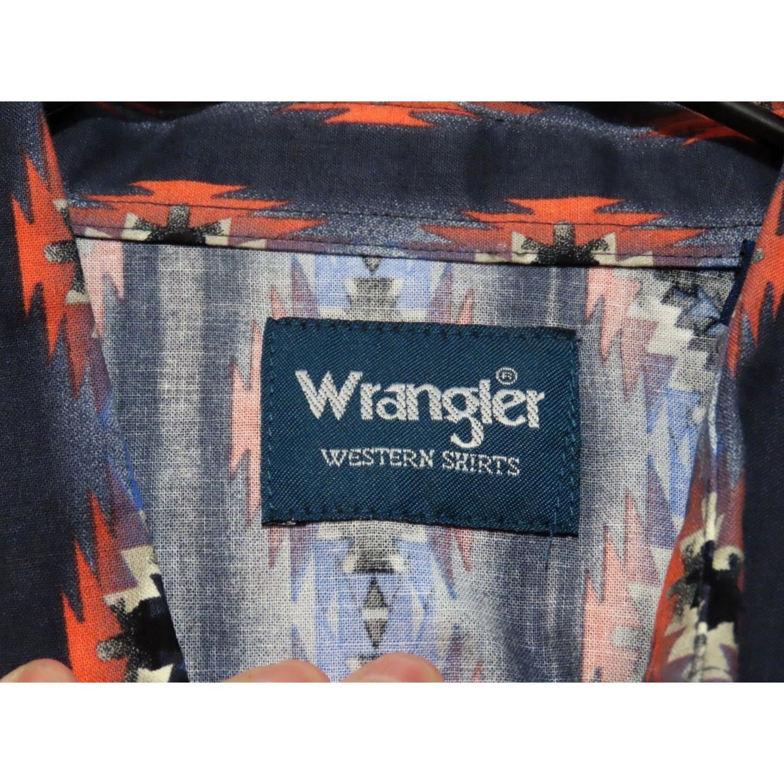 Wrangler Wrangler Western Shirt Men's XXL Long Sleeve Black Snap Aztec Design Multicolor 100% Cotton Button-Up Size US XXL / EU 58 / 5 - 6 Thumbnail