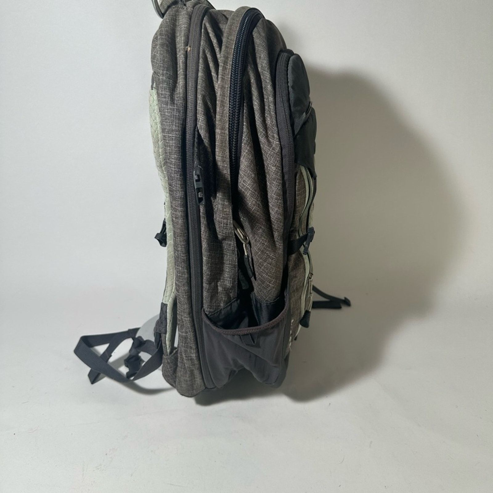 The North Face The North Face Black and Gray Backpack with Durable Design Size ONE SIZE - 4 Thumbnail