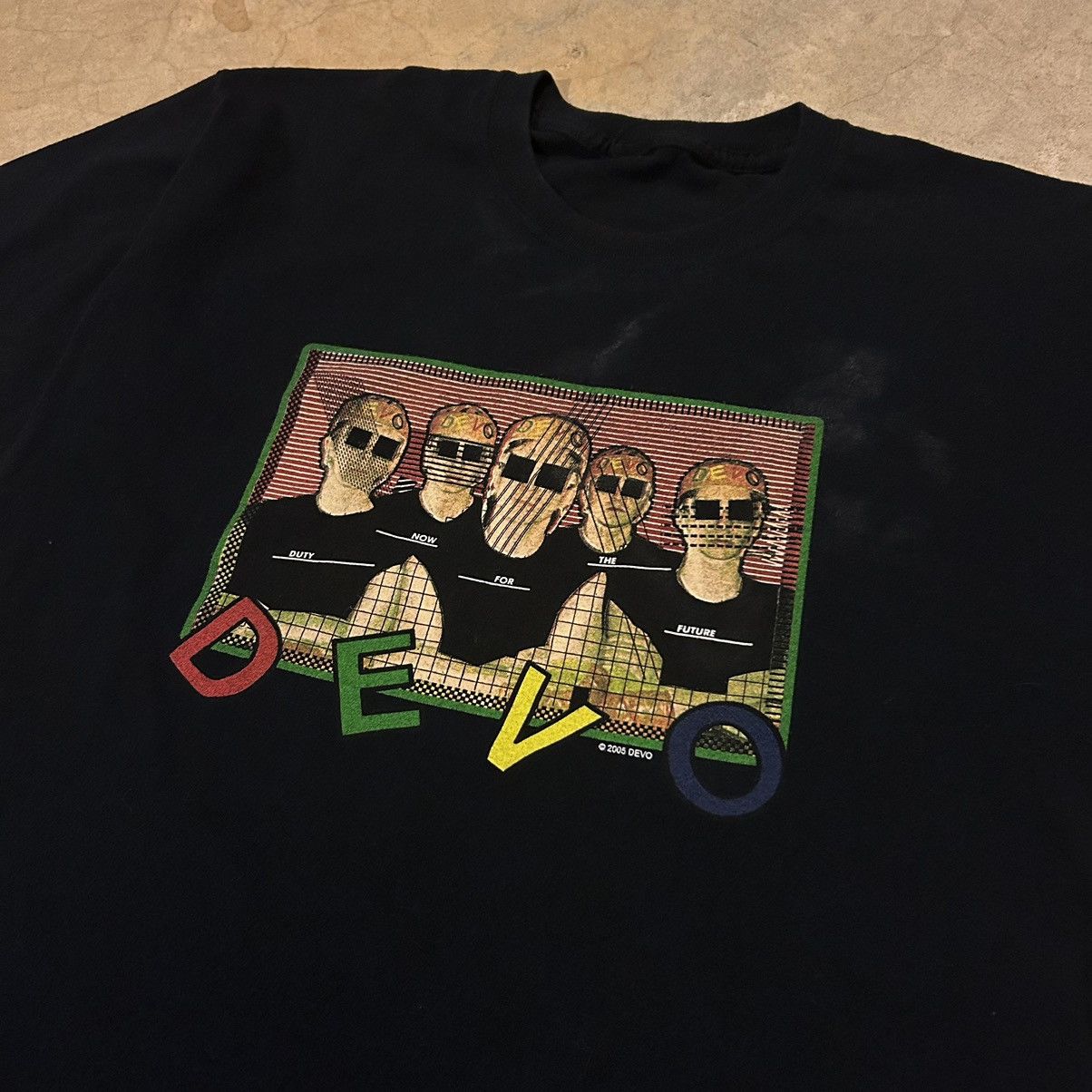 Band Tees × Vintage Crazy Vintage Y2K Devo Faded Band Concert Tee Rare Size US L / EU 52-54 / 3 - 2 Thumbnail