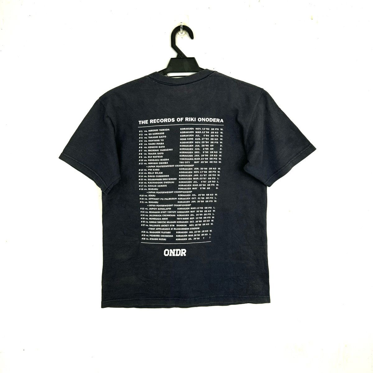 Anvil × Vintage Vintage 90s Riki Onodera Japanese Kickboxer Tshirt Size US S / EU 44-46 / 1 - 4 Thumbnail