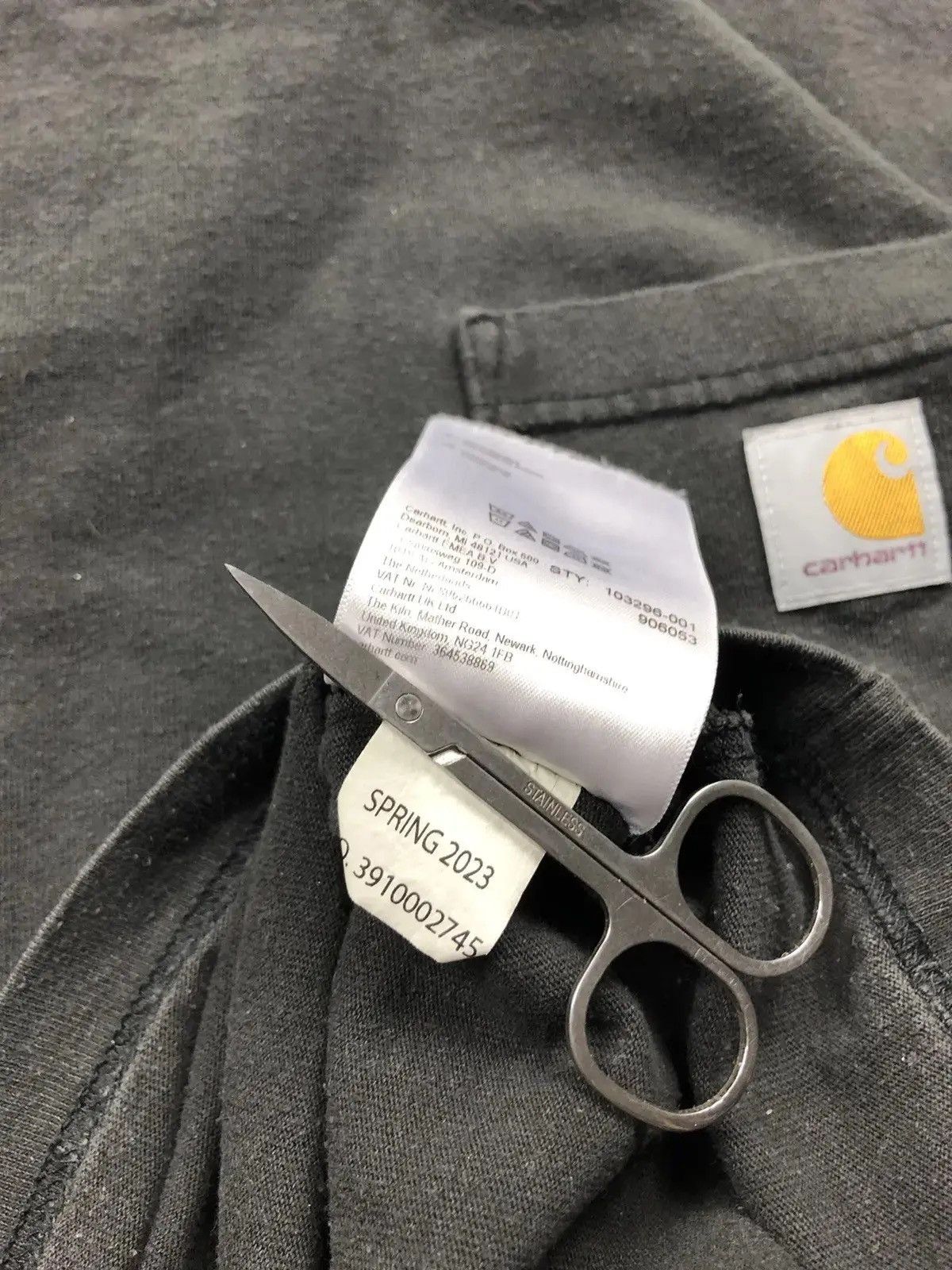 Carhartt CARHARTT Vintage Mini Logo Casual Streetwear T shirt Navy Size US S / EU 44-46 / 1 - 8 Thumbnail