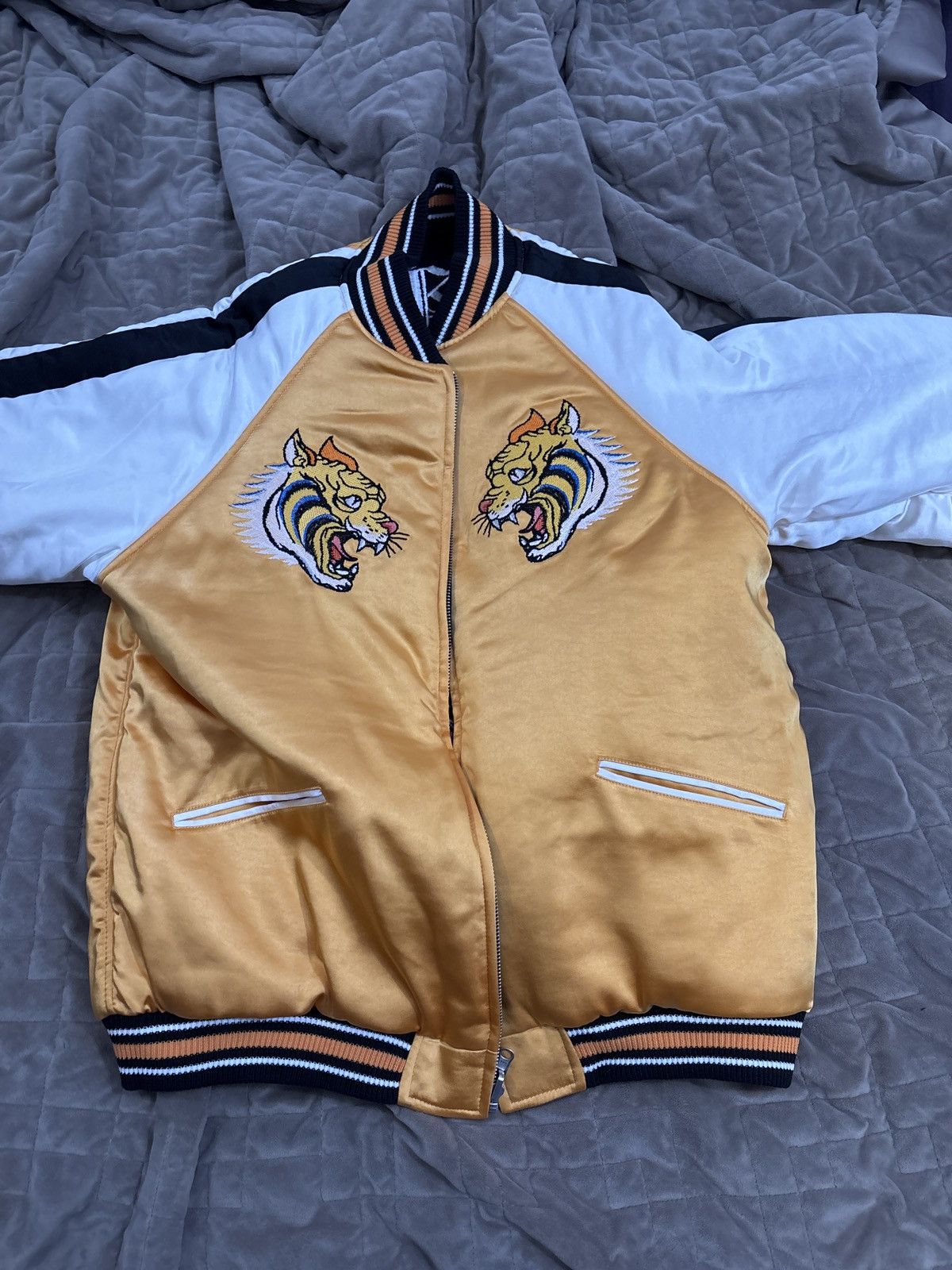 Reversible Corteiz bomber jacket