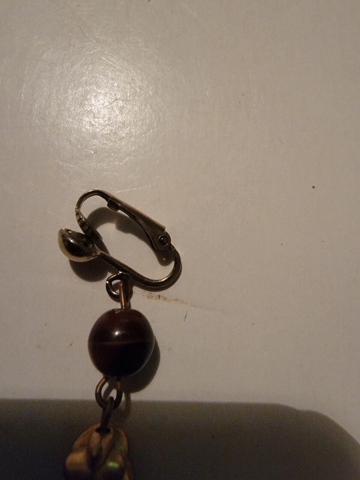 The Unbranded Brand Vintage Dangle Earrings Gold Tone Clip On Size ONE SIZE - 2 Thumbnail