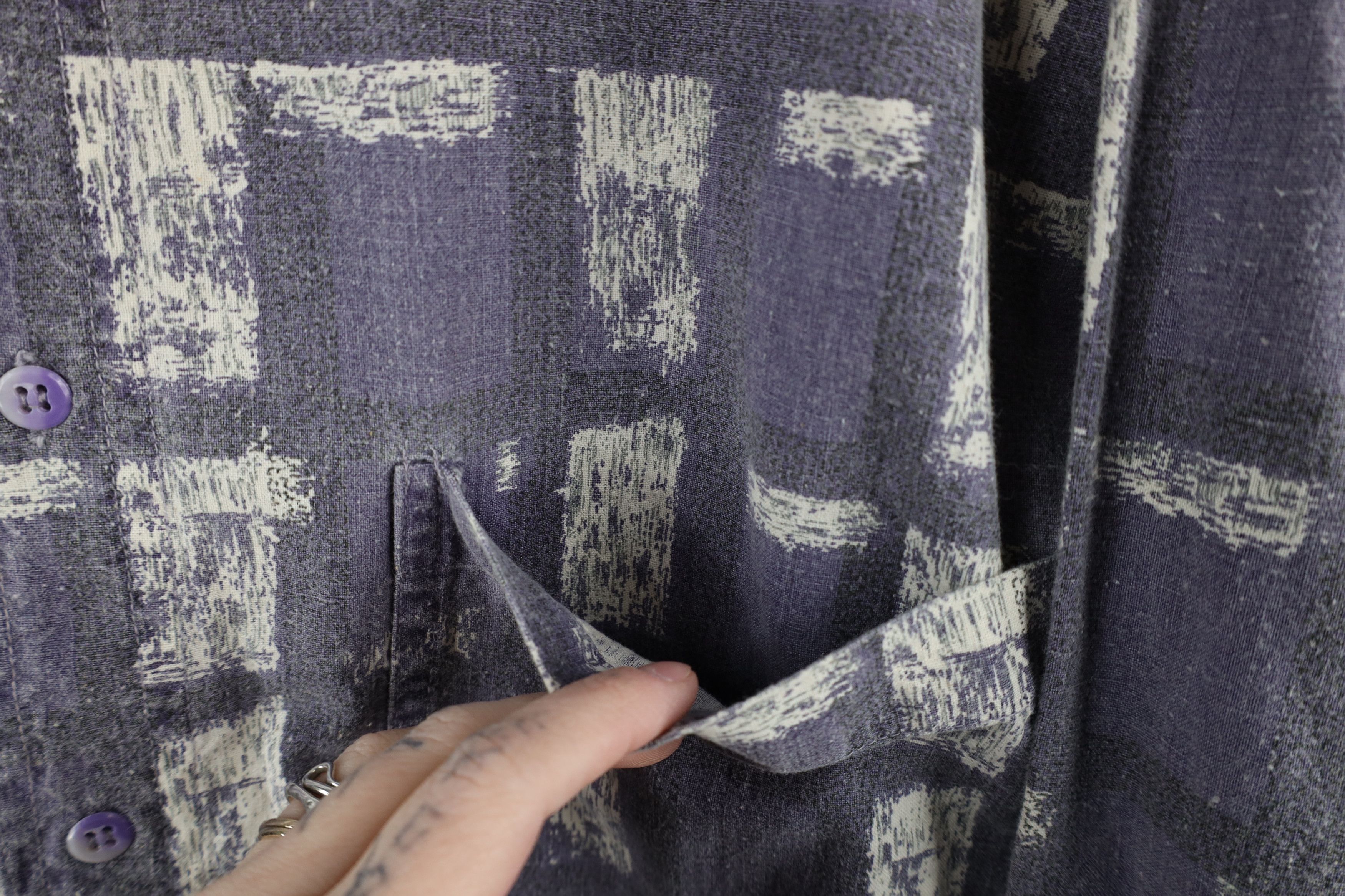 Vintage Vintage 90s Streetwear Faded Stonewash Collared Button Shirt Size US M / EU 48-50 / 2 - 5 Thumbnail
