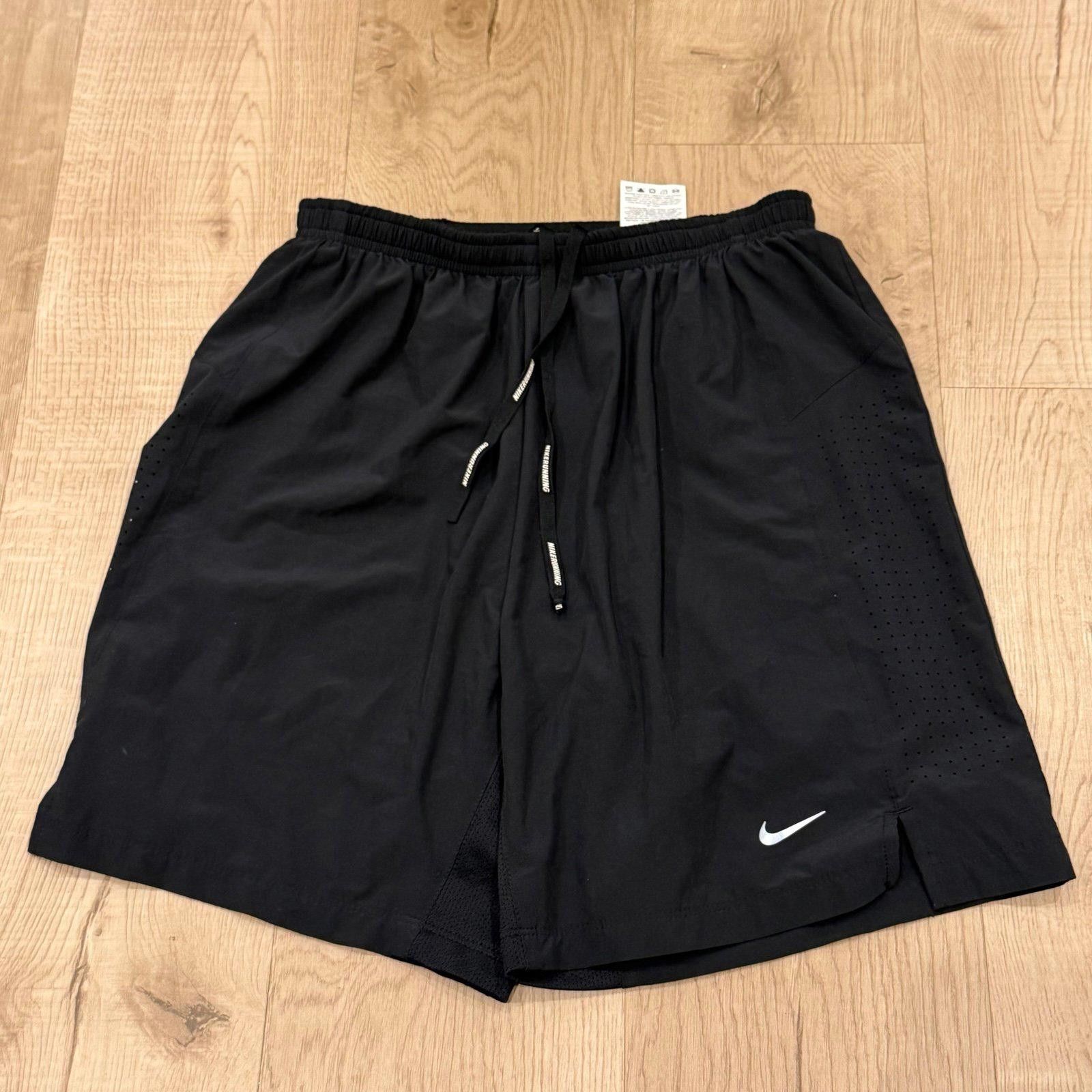 Nike Nike Running Dri-Fit Athletic Soccer Shorts Mens SM Size US 30 / EU 46 - 1 Thumbnail