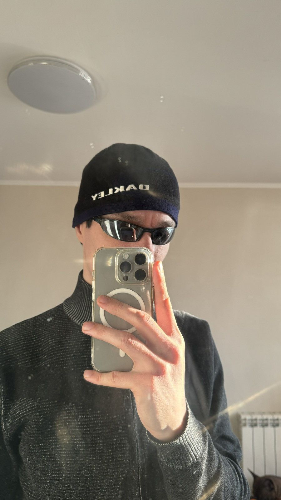 Oakley Vintage Oakley Big Logo Beanie Size ONE SIZE - 1 Thumbnail