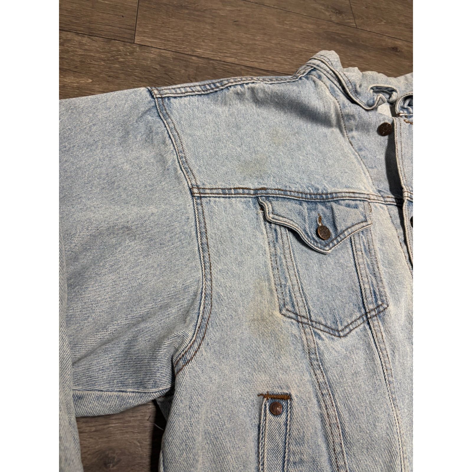 Vintage Vintage Boss Blue Denim Jacket 00s Sz L Size US L / EU 52-54 / 3 - 3 Thumbnail