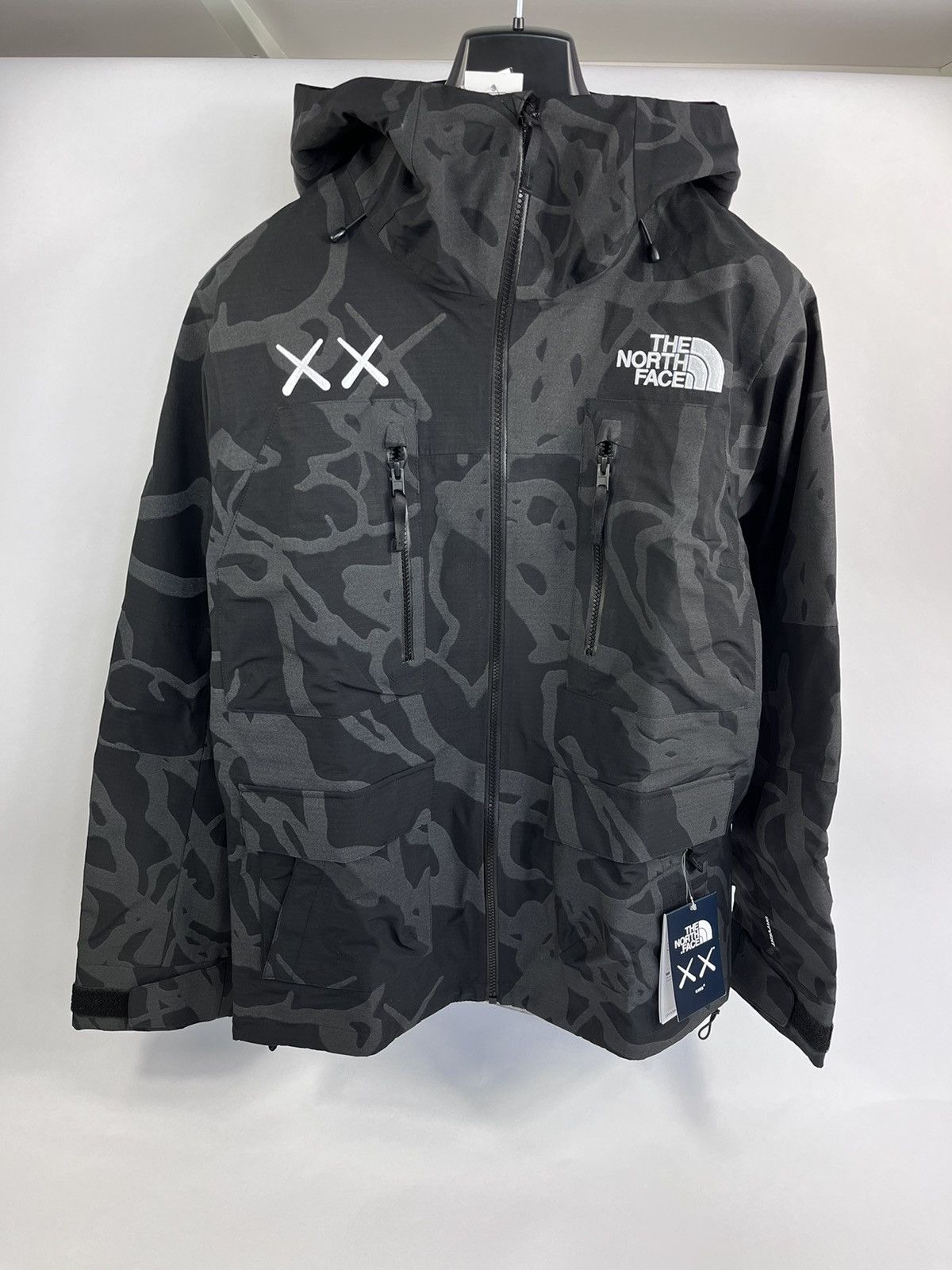 The North Face THE NORTH FACE X KAWS RETRO 1986 MOUNTAIN JACKET | Grailed