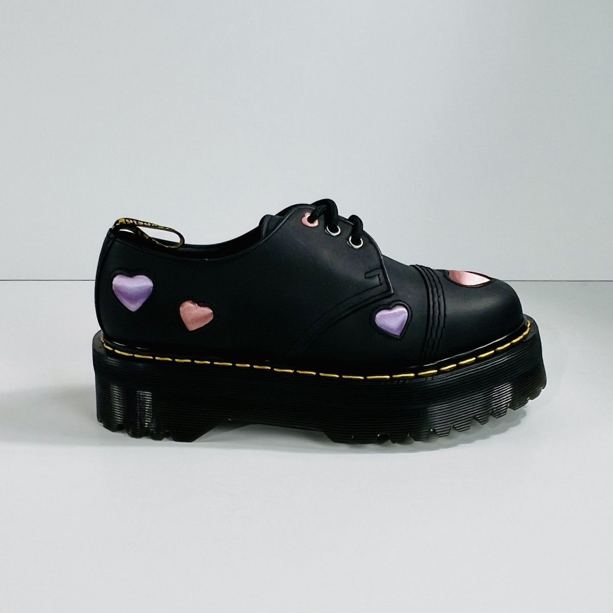 Dr. Martens Dr. Martens 1461 Quad Hearts Oxford Platform Size 7 Size US 7 / IT 37 - 2 Thumbnail