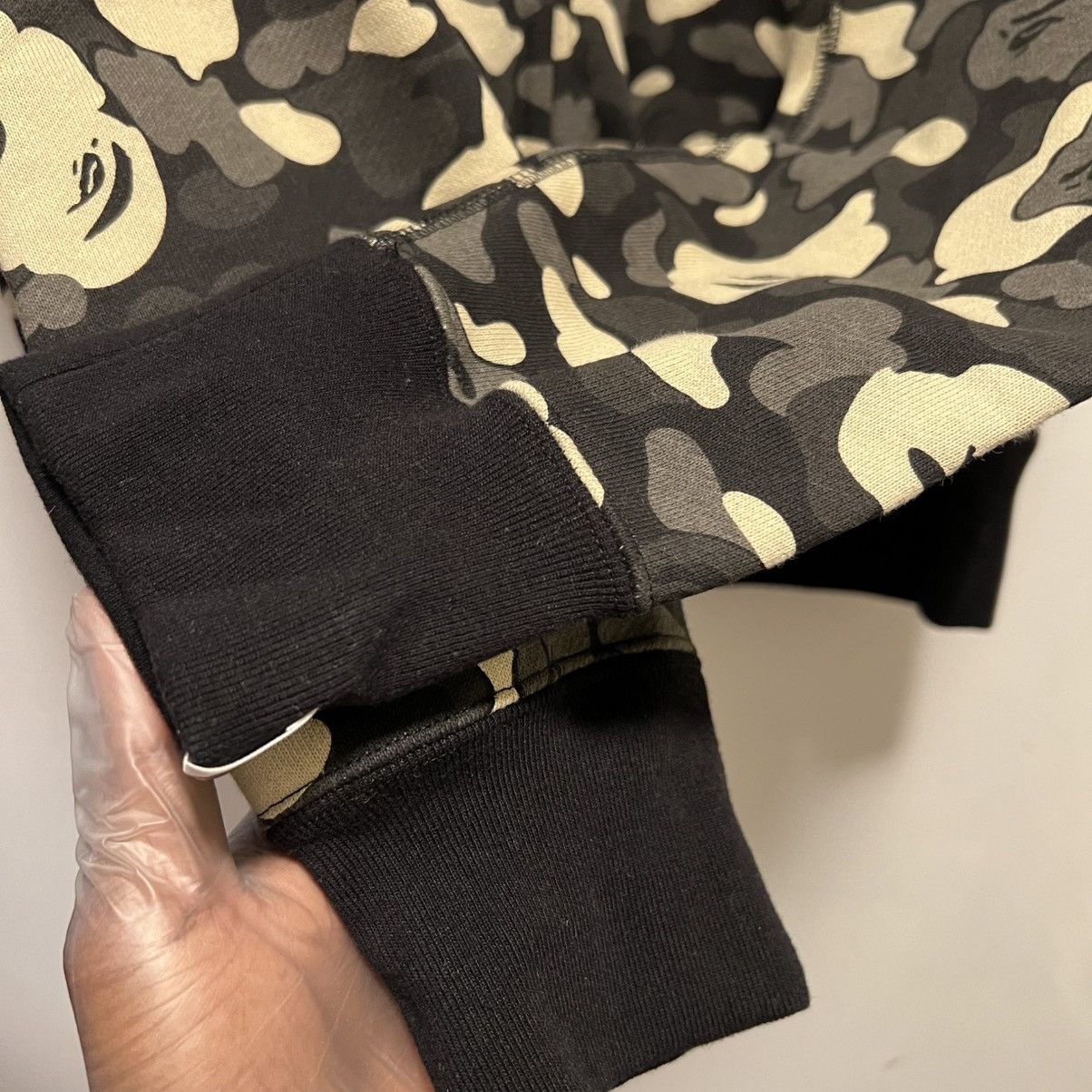 Bape BAPE Separate Shark Full Zip Beige Size US XL / EU 56 / 4 - 6 Thumbnail
