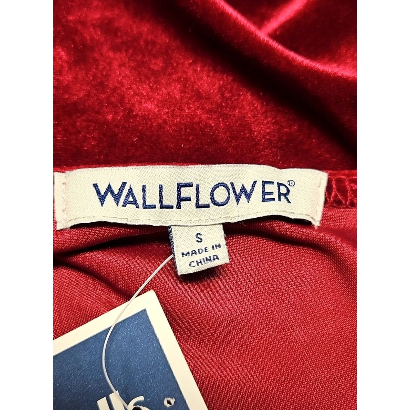 Vintage VINTAGE wallflower Velvet Faux Fur Sexy Santa Dress Mini Set Holiday Christmas Red Velvet Dress S Petite Womens Size S / US 4 / IT 40 - 6 Thumbnail