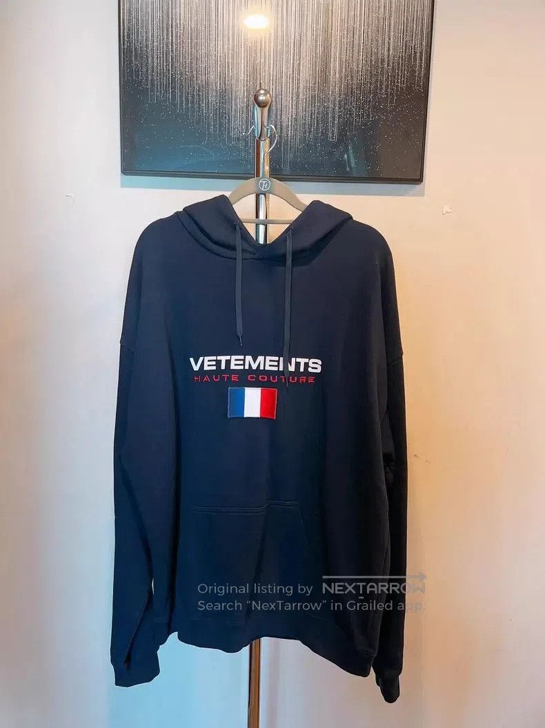 Vetements VETEMENTS Flag Embroidered Hoodie. Size US S / EU 44-46 / 1 - 1 Thumbnail