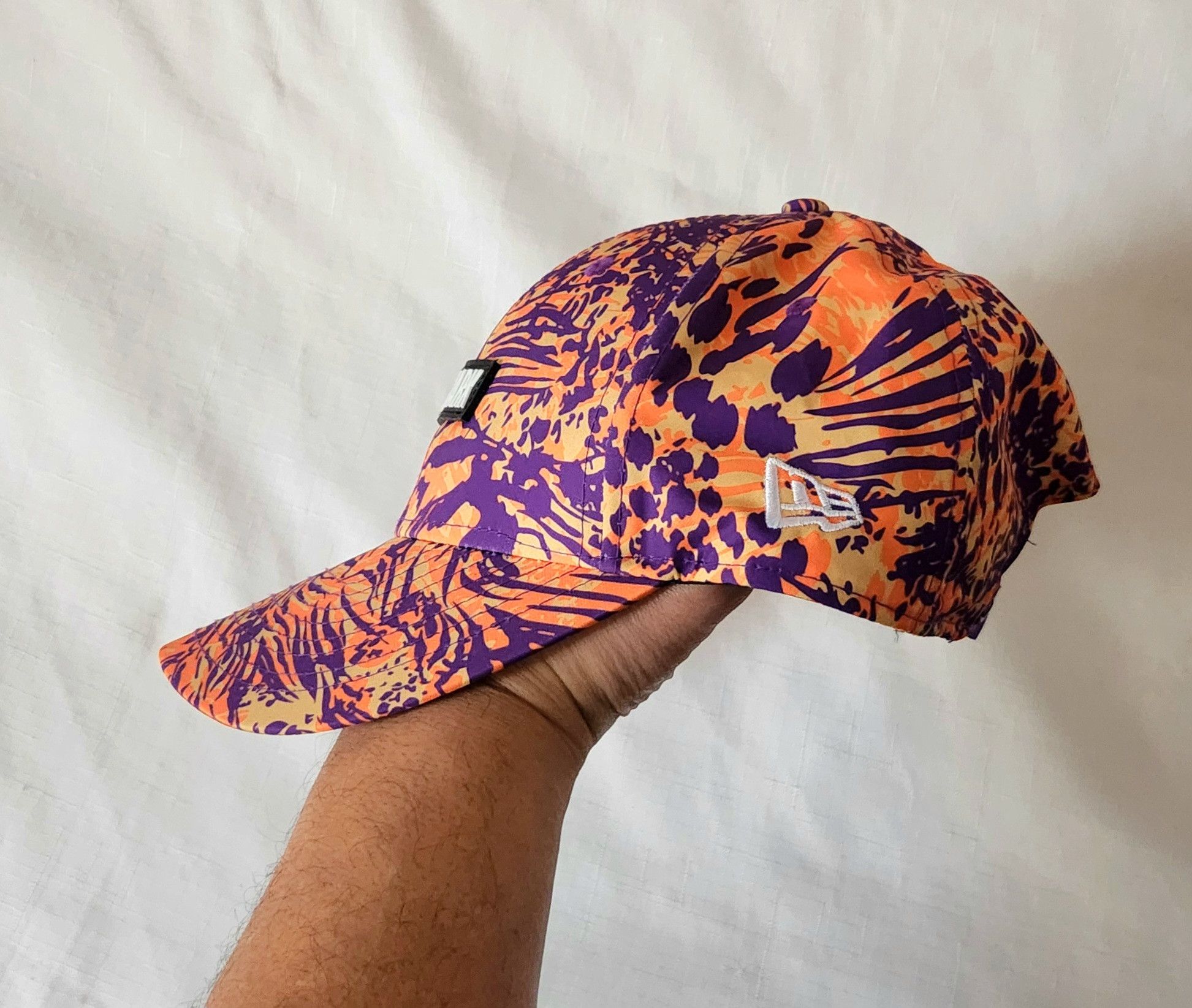 Gymshark × New Era Gymshark X New Era Hat Snapback Logo AOP All Over Print Rare Size ONE SIZE - 3 Thumbnail