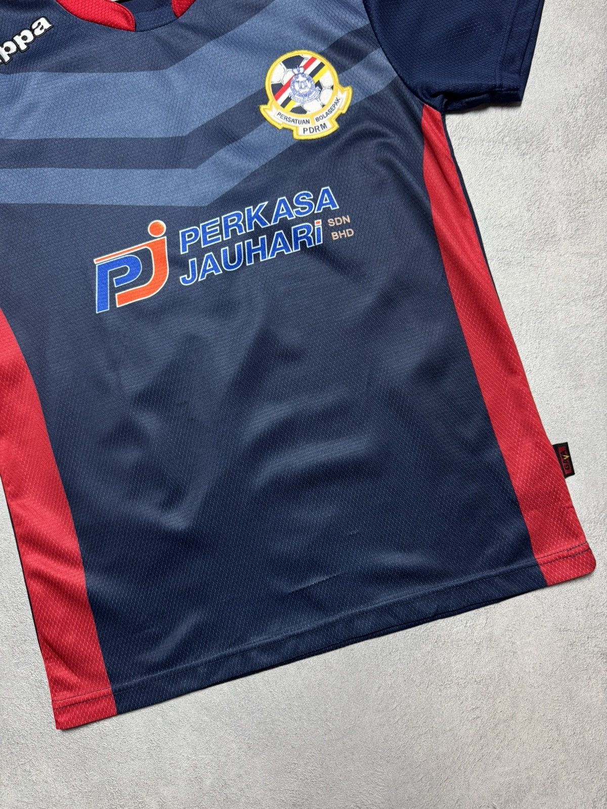 Kappa PDRM FC Malaysia 2014 2015 Home Shirt Soccer Jersey Kappa Size US M / EU 48-50 / 2 - 4 Thumbnail