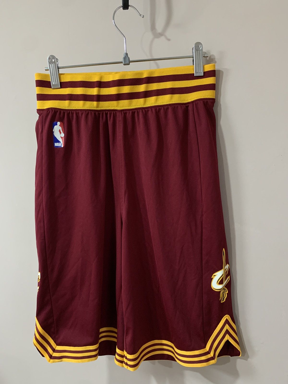 Adidas × NBA Cleveland Cavaliers Basketball Shorts NBA Adidas Size XXS Size US 26 / EU 42 - 1 Thumbnail