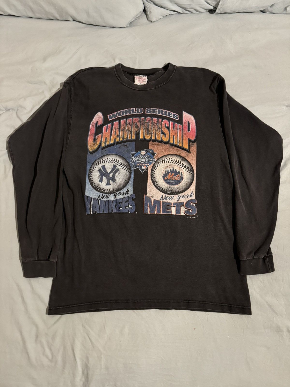 MLB × New York Yankees × Vintage Vintage 2000’s Subway Series Championship long sleeve Size US M / EU 48-50 / 2 - 5 Thumbnail