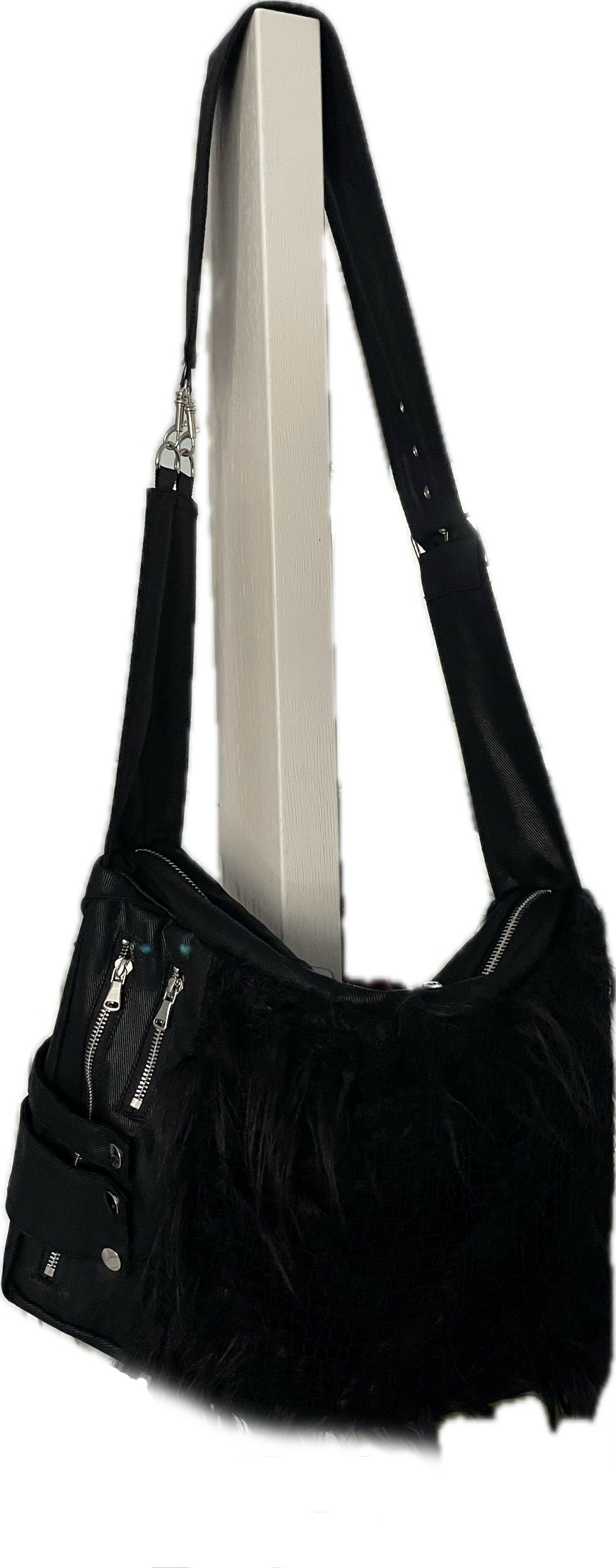 Ranger cartel fur messenger bag