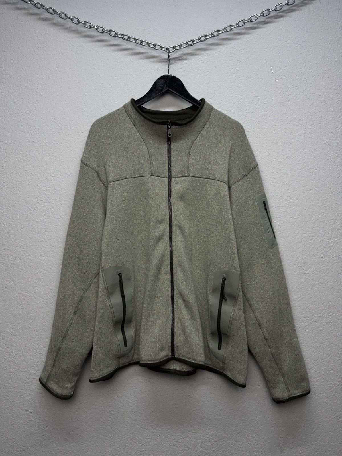 Arc'teryx Arc'teryx technical fleece sweatshirt outdoor rare style Size US XL / EU 56 / 4 - 3 Thumbnail