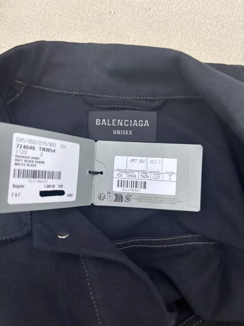 Balenciaga Balenciaga SS23 Solid Print Lapel Single Breasted Long Slee Size US M / EU 48-50 / 2 - 4 Thumbnail