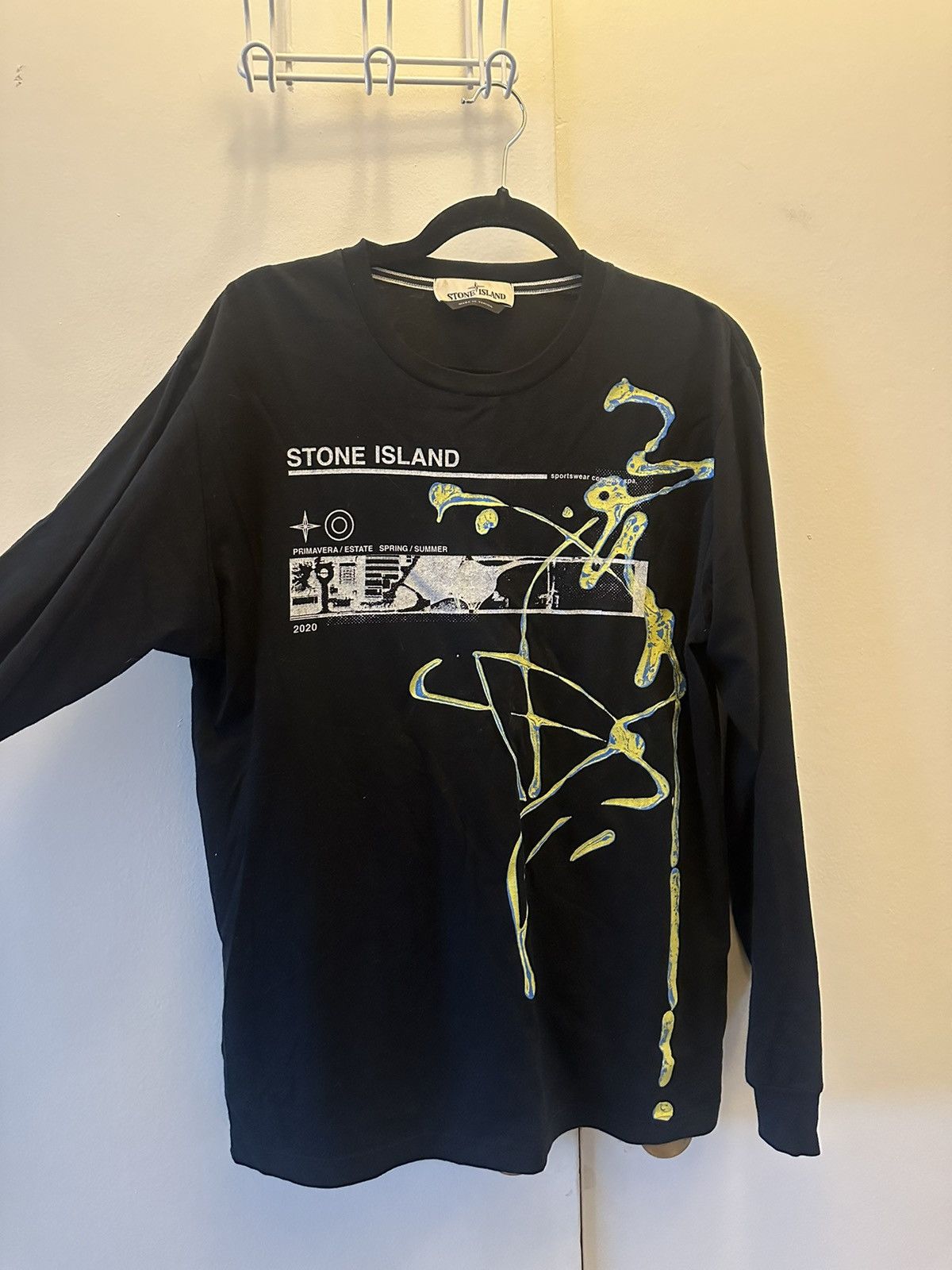 Stone Island Stone Island SS20 Graphic Long Sleeve Size US L / EU 52-54 / 3 - 1 Thumbnail