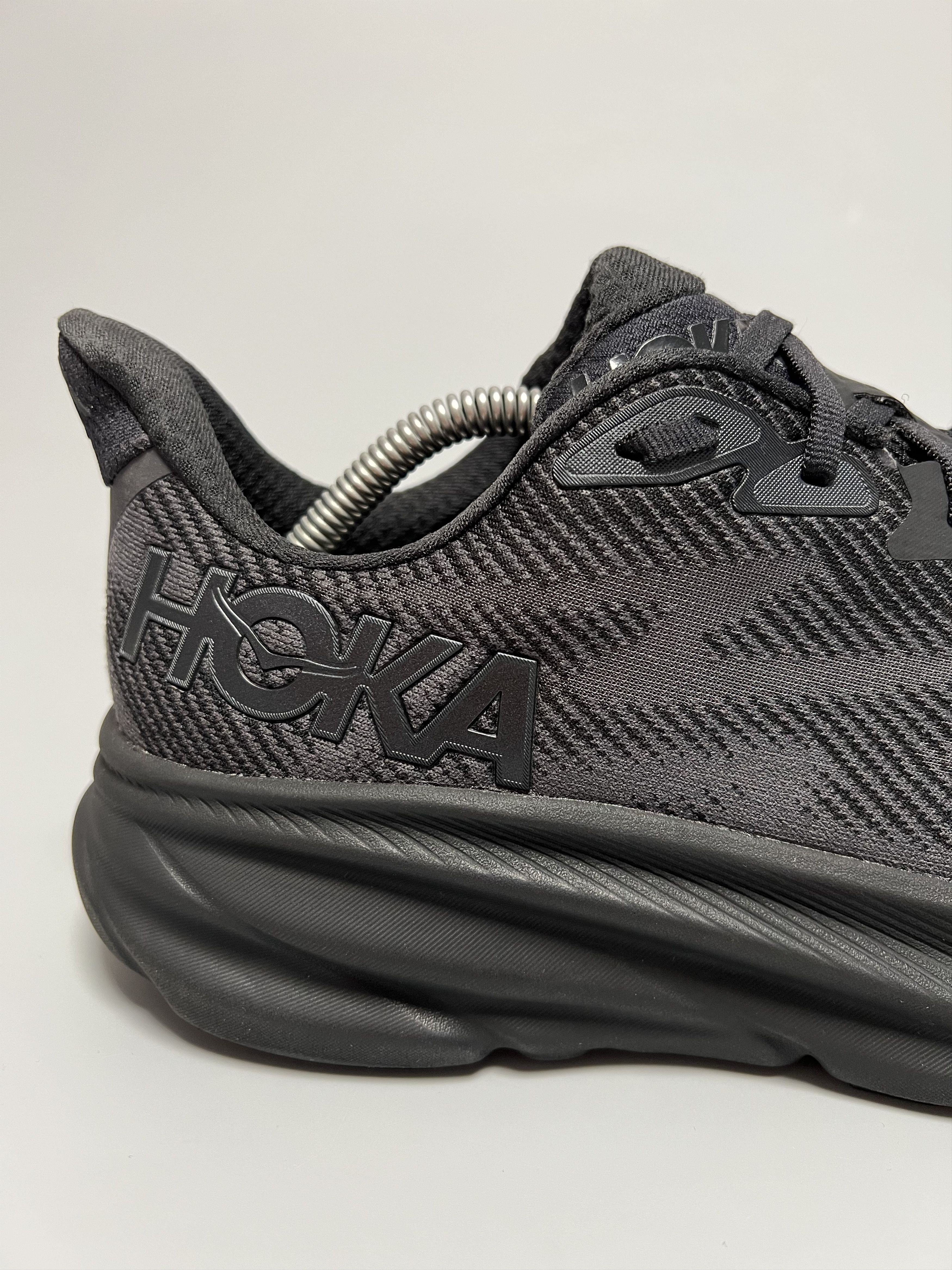 Hoka 9 EE Hoka One One Clifton 9 Wide Running Shoes Walking Gym Size US 9 / EU 42 - 12 Thumbnail