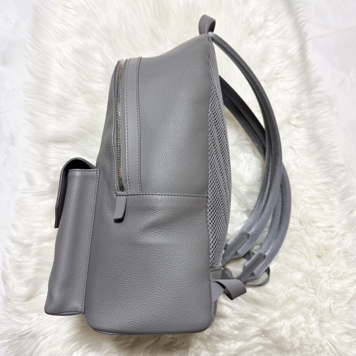 Louis Vuitton Authentic Louis Vuitton LV Aerogram Takeoff Leather Backpack Size ONE SIZE - 7 Thumbnail