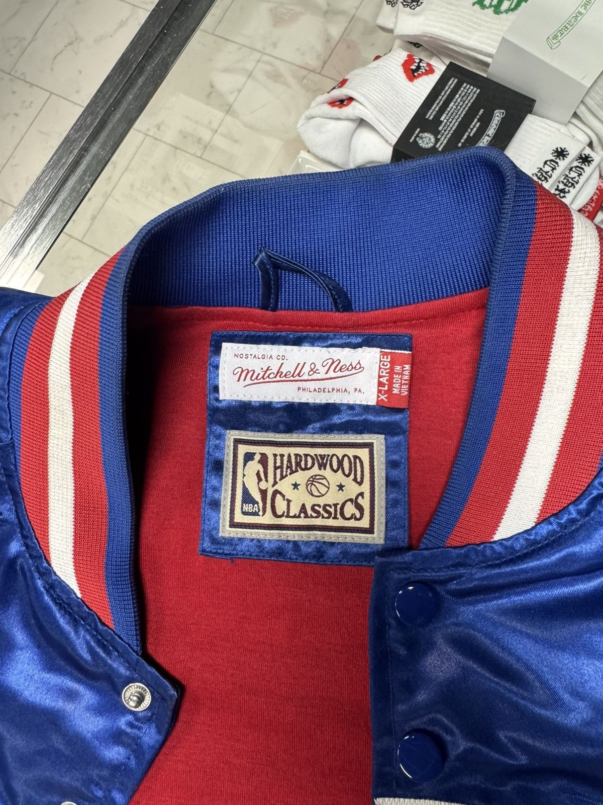 Mitchell & Ness Mitchell & Ness HWC Philadelphia 76ers Satin Varsity Jacket Size US XL / EU 56 / 4 - 5 Thumbnail