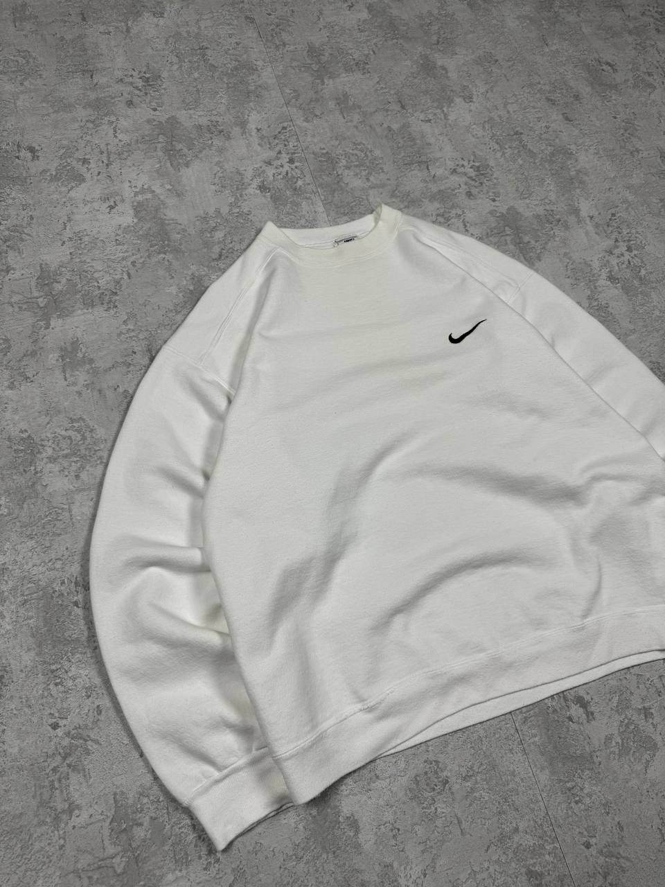 Nike Vintage 90’s Nike White Sweatshirt Crew Neck Made in USA Size US XL / EU 56 / 4 - 2 Thumbnail