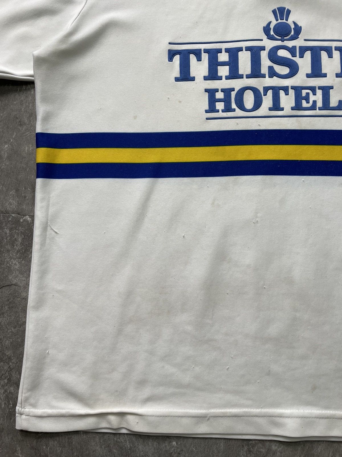 Asics Vintage Asics Leeds United 1993 1994 1995 Home Jersey Shirt Size US L / EU 52-54 / 3 - 3 Thumbnail