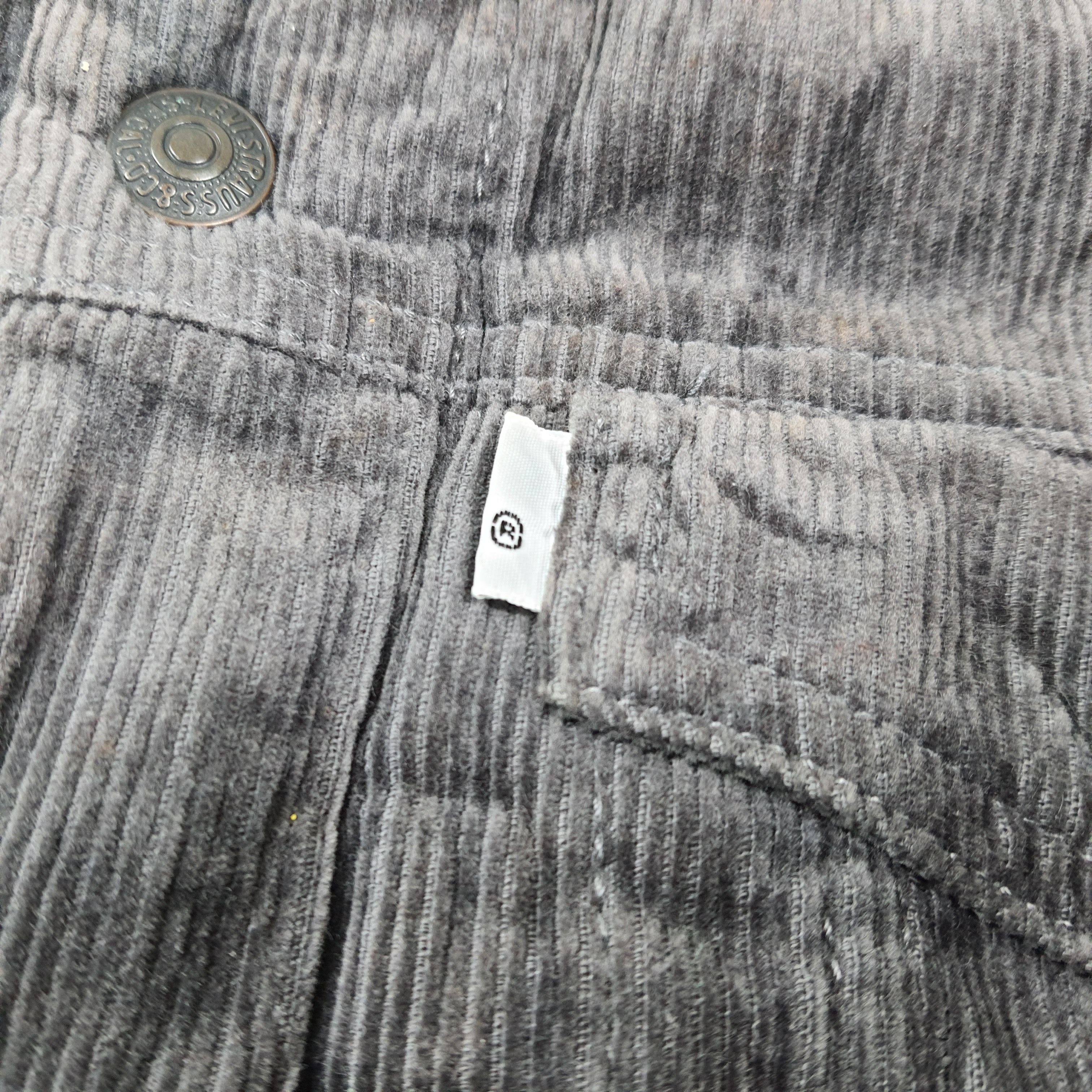 Levi's Vintage Levi's Sherpa Lined Corduroy Trucker Jacket C279N25 Size US S / EU 44-46 / 1 - 3 Thumbnail