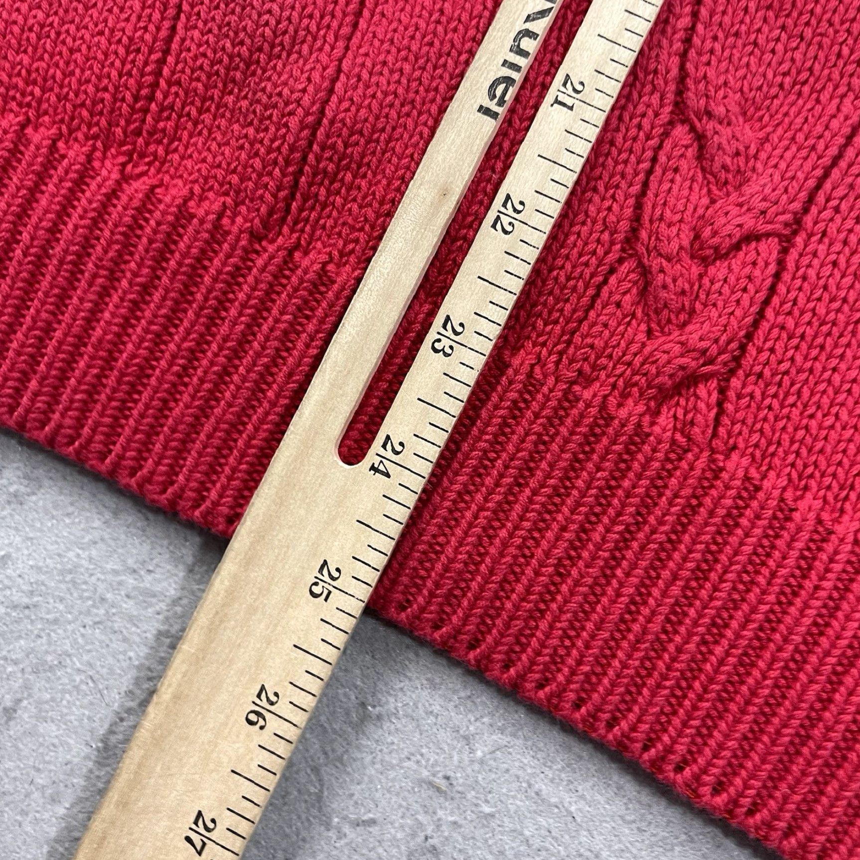 Izod VINTAGE Izod Lacoste Sweater Mens Large Red Cable Knit Grandpa Crewneck 90s Size US L / EU 52-54 / 3 - 8 Thumbnail