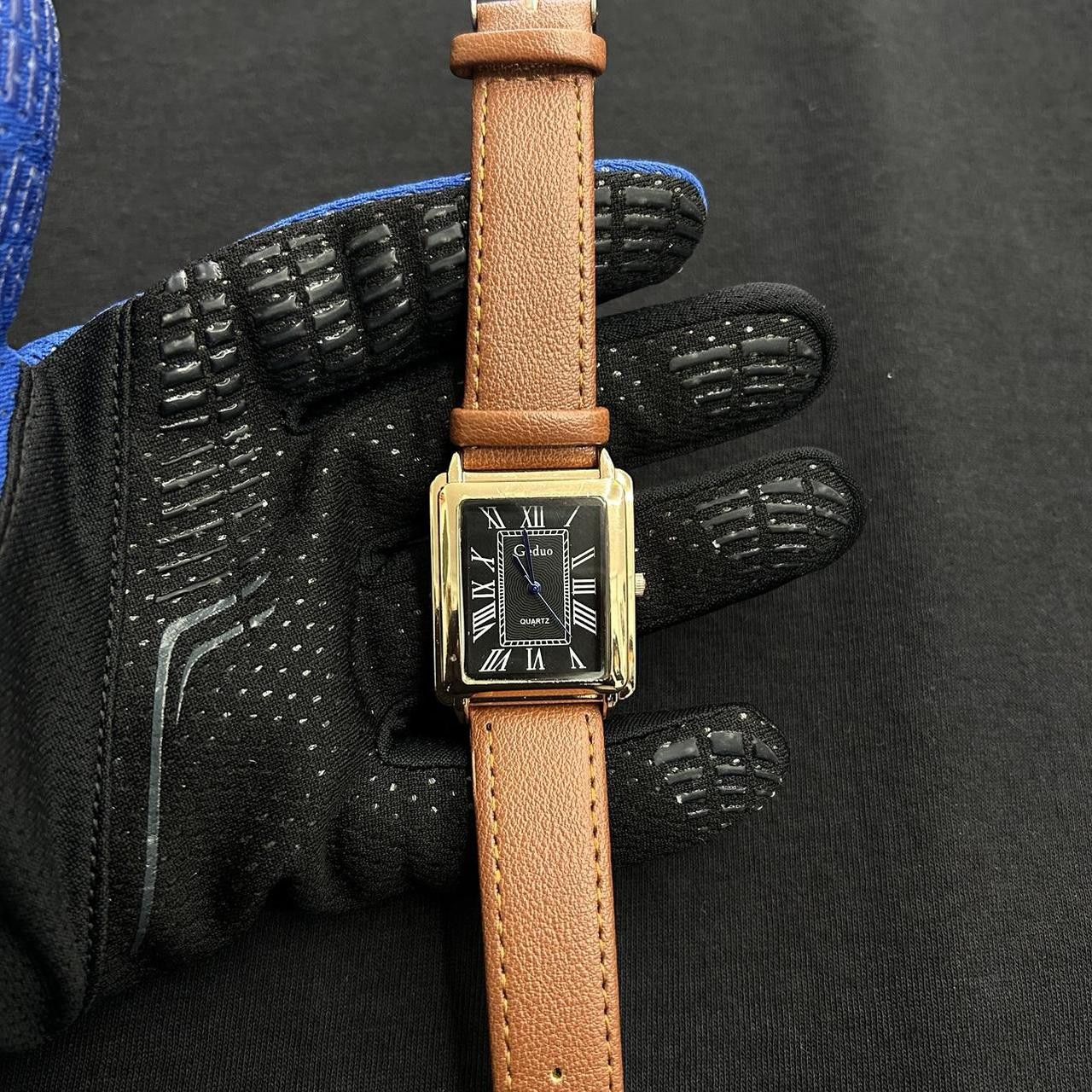 Vintage Vintage 2000s Style Rectangular Black Quartz Leather Watch Size ONE SIZE - 5 Thumbnail