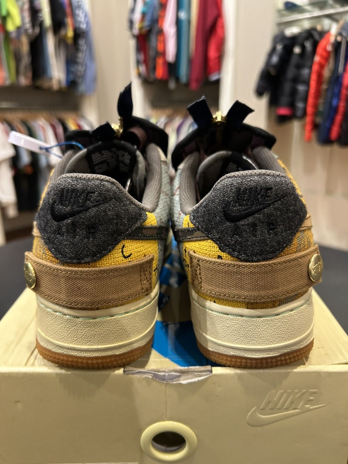 Nike × Travis Scott Nike Air Force 1 Low ‘Travis Scott Cactus Jack’ Size US 8.5 / EU 41-42 - 3 Thumbnail