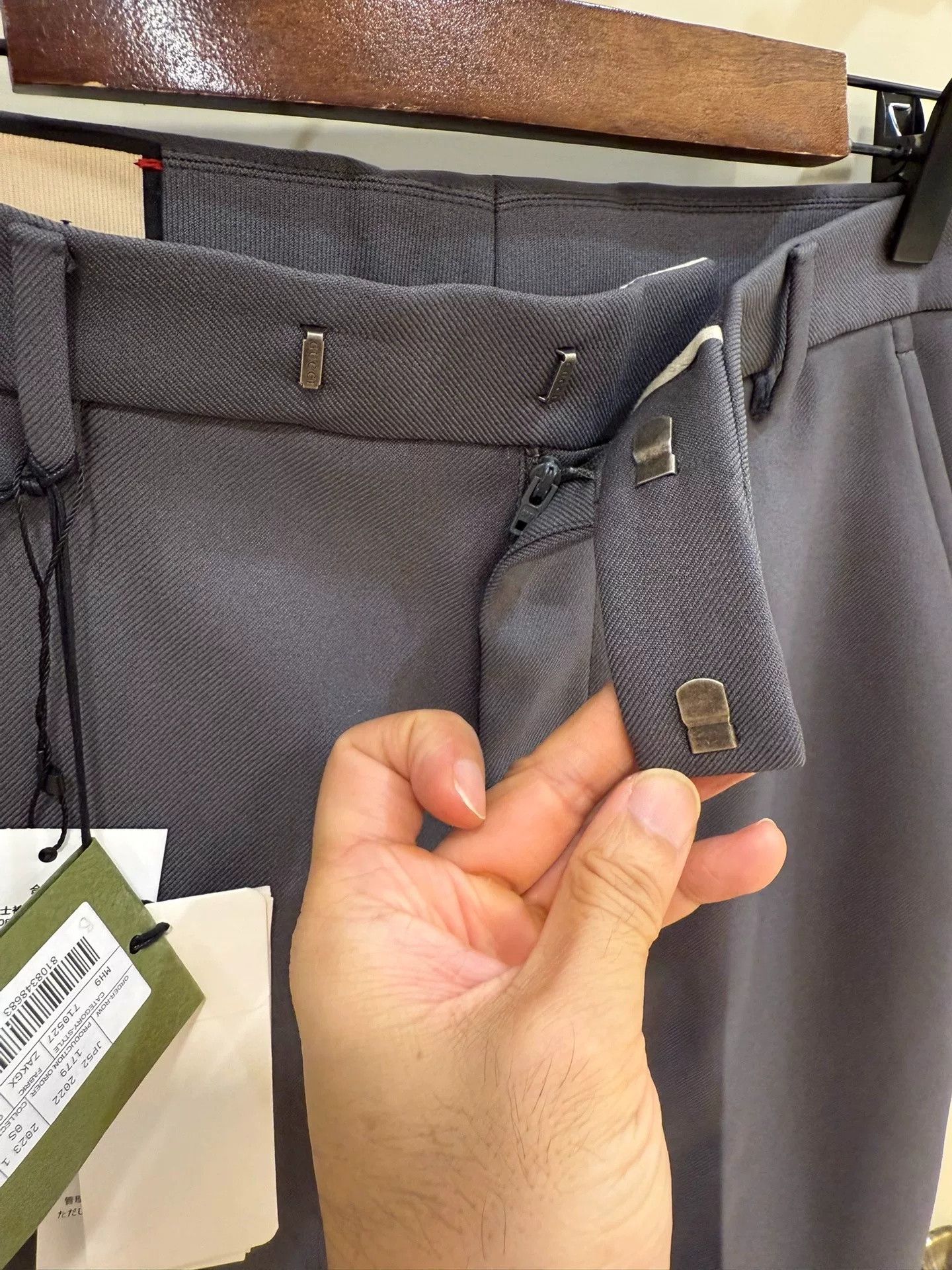 Gucci Gucci Gray High-Waist Wide-Leg Trousers Size US 30 / EU 46 - 9 Thumbnail