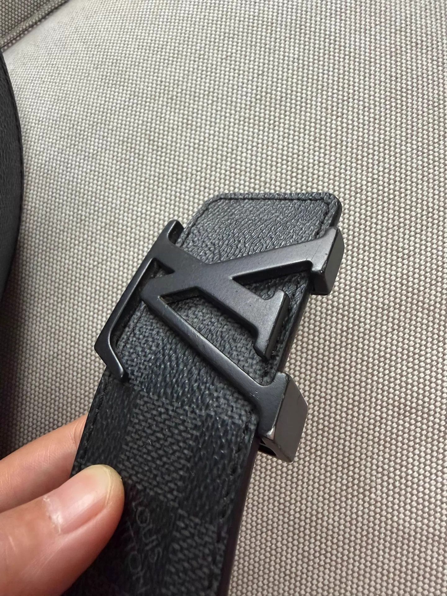 Louis Vuitton LV Mens Damier Black Belt 105 Extra Hole Minor Buckle Faded Size 30 - 7 Thumbnail