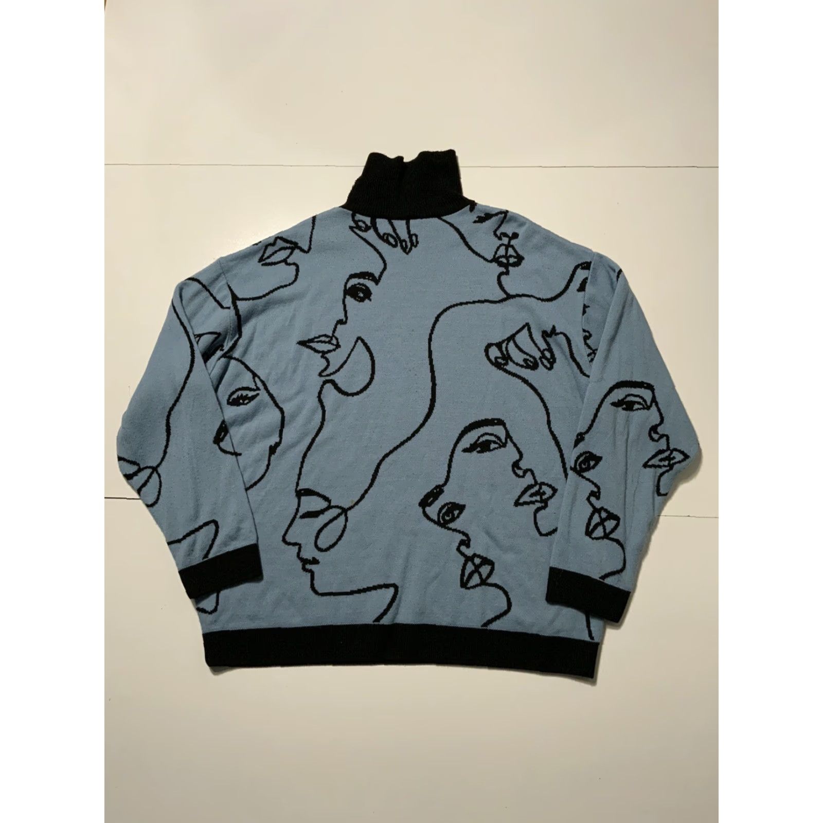 Boohoo Boohoo Man Light Blue Black Scribble Line Face Turtleneck Knit Sweater Sz. XL Men Pullover Size US XL / EU 56 / 4 - 2 Thumbnail